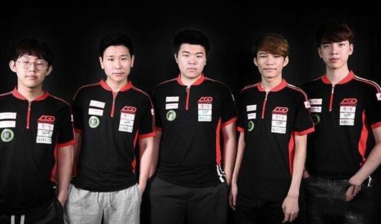 更衣室的墙 更衣室的墙